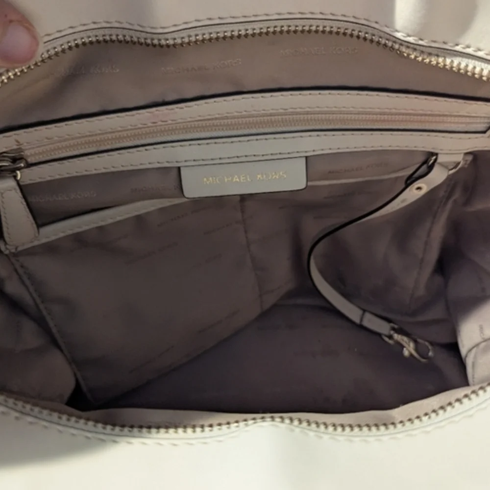 Michael Kors Griffin Large Hobo Bag Natural Vanilla